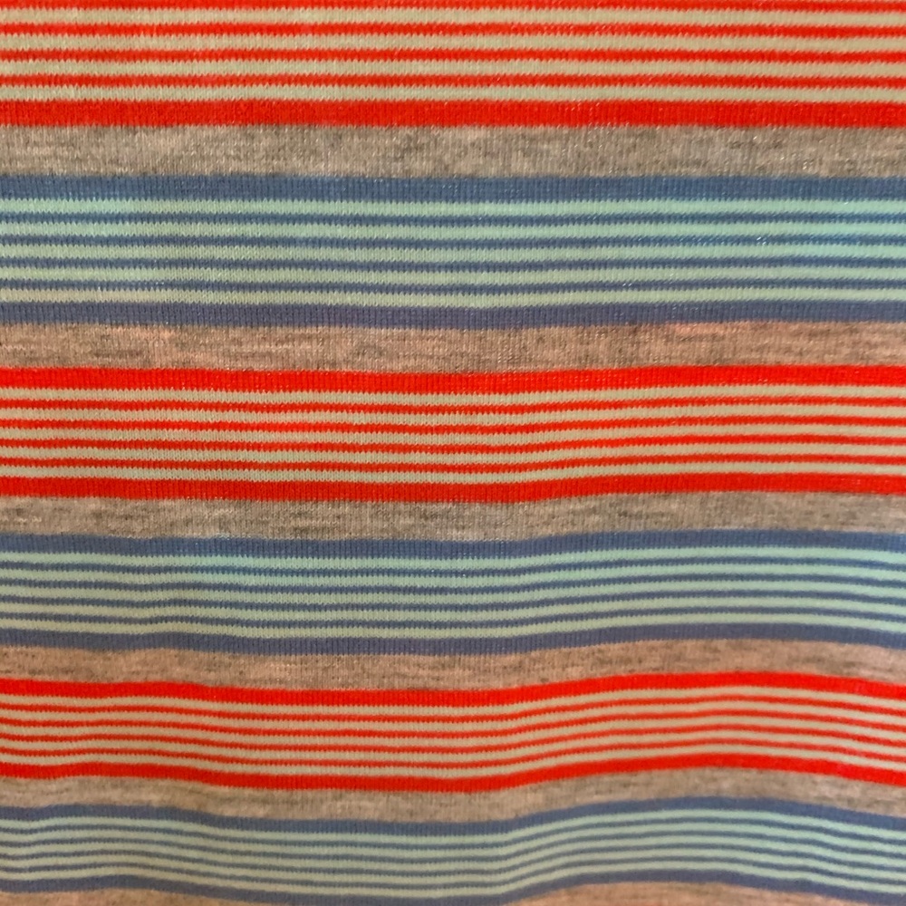 NWOT** Two LuLaRoe Gigi Tee Shirts - Picture 4 of 7